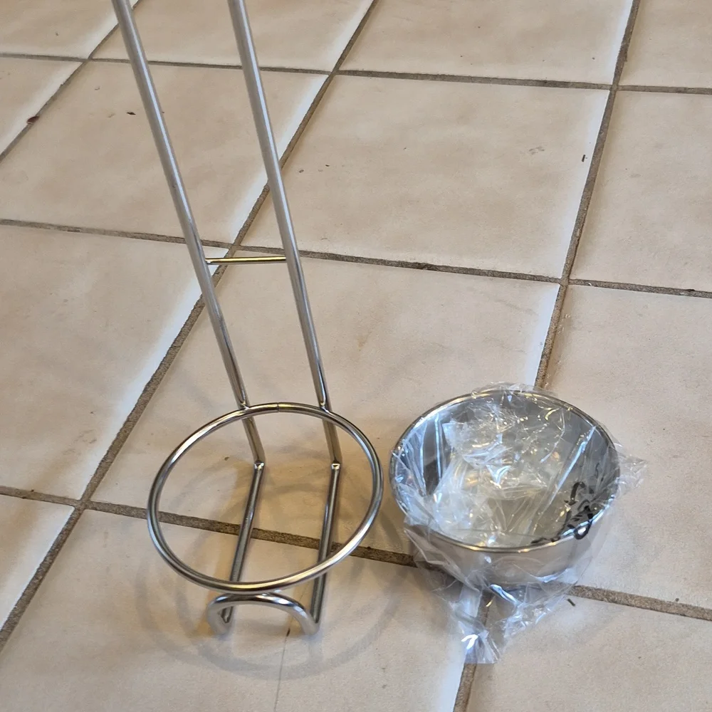 William Sonoma Stainless Steel Ladle Rest